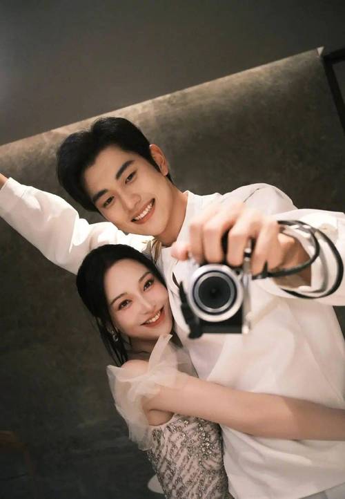 金莎孙丞潇官宣结婚！相差17岁的姐弟恋终成正果